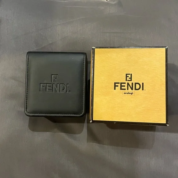 FENDI Watch - Picture 4 of 12